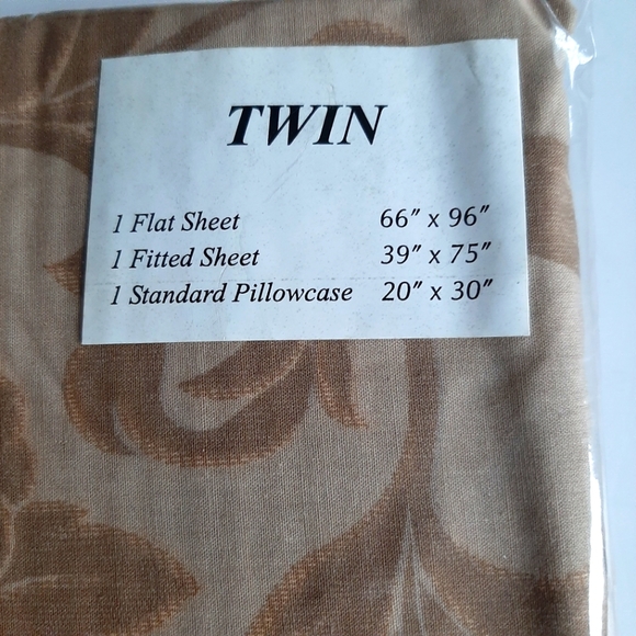 NEW Bedsheets Twin Set - Picture 2 of 4